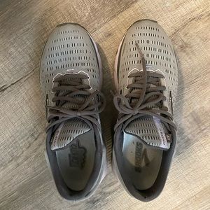Grey/purple Brooks GHOST 13 running shoes, size 11